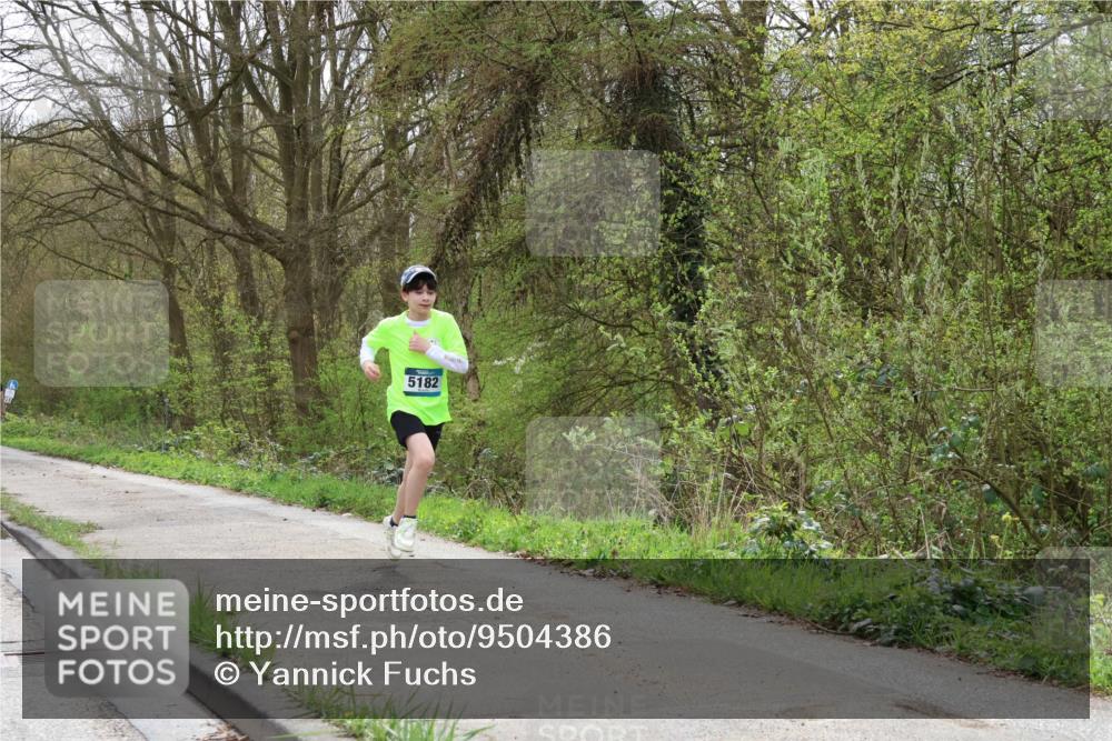 12.04.2026 - 45. Internationalen Wilhelmsburger Insellauf Yannick Fuchs http://msf.ph/oto/9504386 12.04.2026 12:53:01 Laufen 5182 meine-sportfotos.de