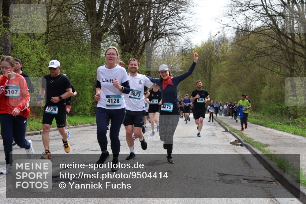 12.04.2026 - 45. Internationalen Wilhelmsburger Insellauf Yannick Fuchs http://msf.ph/oto/9504414 12.04.2026 12:53:06 Laufen 5107, 2735, 226, 4128, 4023, 2939, 4875, 2938 meine-sportfotos.de