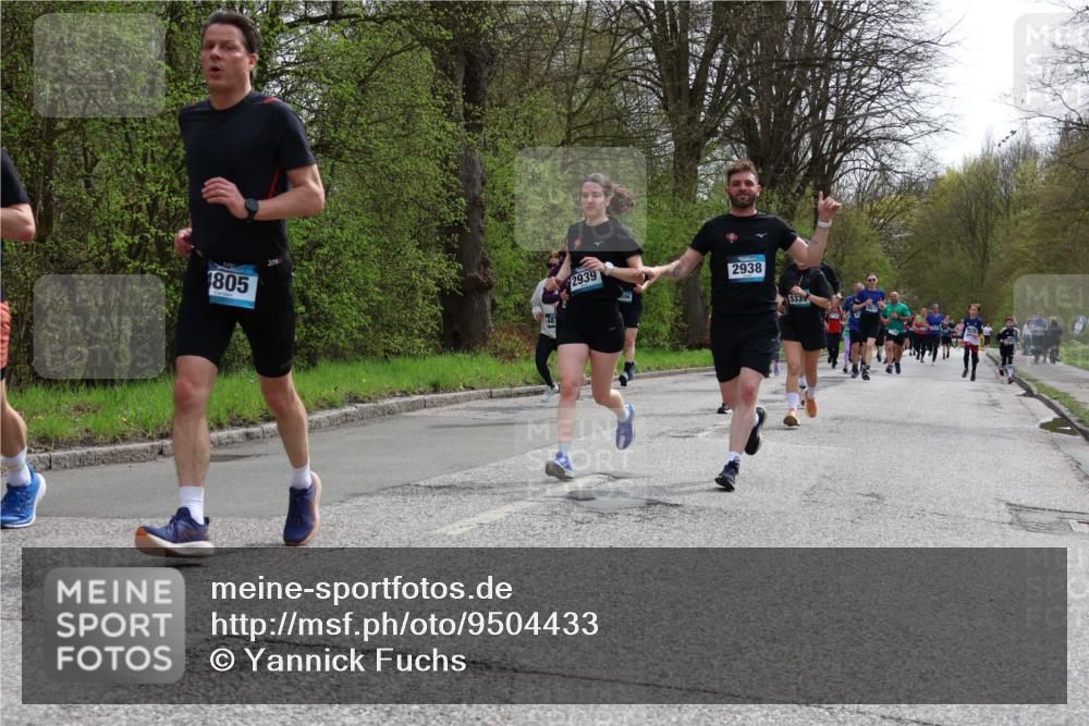12.04.2026 - 45. Internationalen Wilhelmsburger Insellauf Yannick Fuchs http://msf.ph/oto/9504433 12.04.2026 12:53:10 Laufen 1805, 2939, 2938, 5339 meine-sportfotos.de