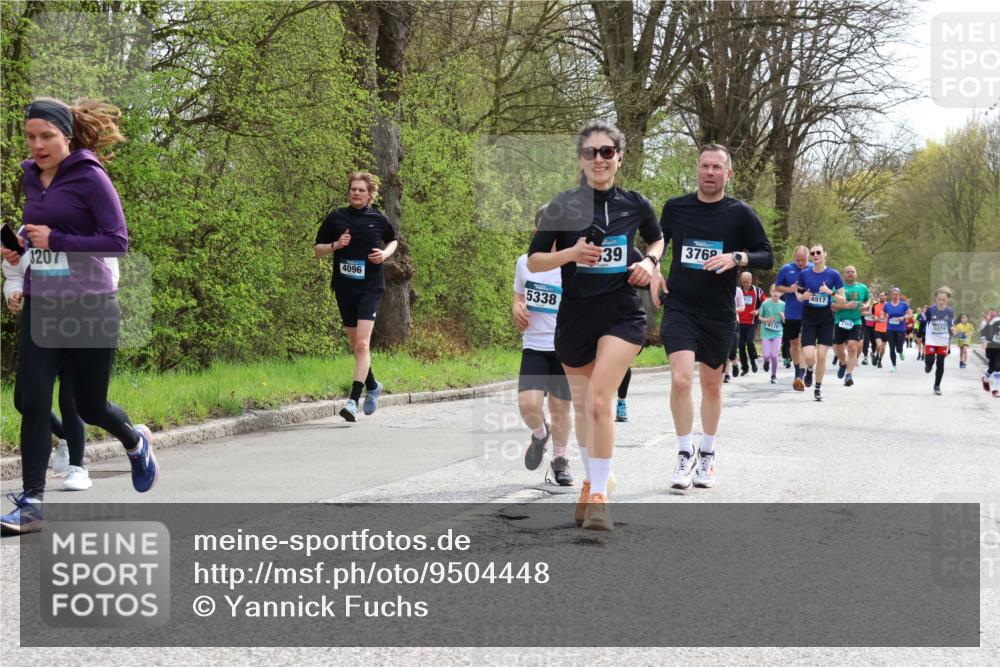 12.04.2026 - 45. Internationalen Wilhelmsburger Insellauf Yannick Fuchs http://msf.ph/oto/9504448 12.04.2026 12:53:12 Laufen 4096, 5338, 3207, 539, 3769, 4170, 4917, 5079 meine-sportfotos.de