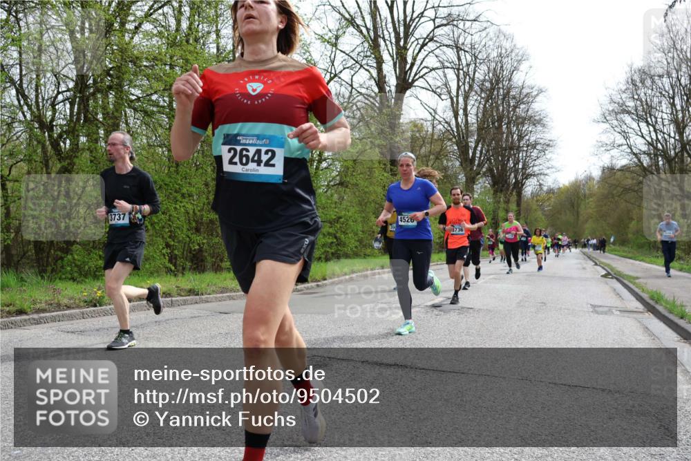 12.04.2026 - 45. Internationalen Wilhelmsburger Insellauf Yannick Fuchs http://msf.ph/oto/9504502 12.04.2026 12:53:22 Laufen 3737, 2642, 200, 4526, 3736, 12, 46 meine-sportfotos.de