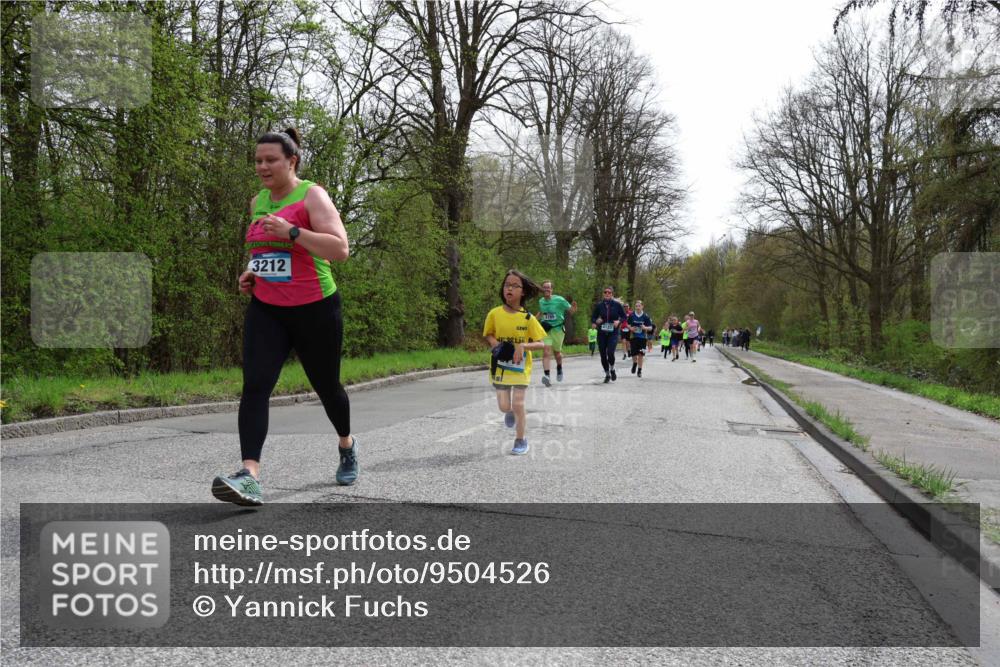 12.04.2026 - 45. Internationalen Wilhelmsburger Insellauf Yannick Fuchs http://msf.ph/oto/9504526 12.04.2026 12:53:27 Laufen 3212, 3165 meine-sportfotos.de