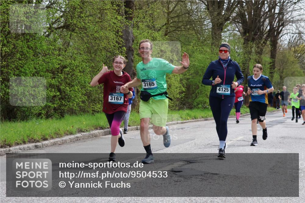 12.04.2026 - 45. Internationalen Wilhelmsburger Insellauf Yannick Fuchs http://msf.ph/oto/9504533 12.04.2026 12:53:28 Laufen 3167, 3165, 4125, 5669, 501, 5174 meine-sportfotos.de