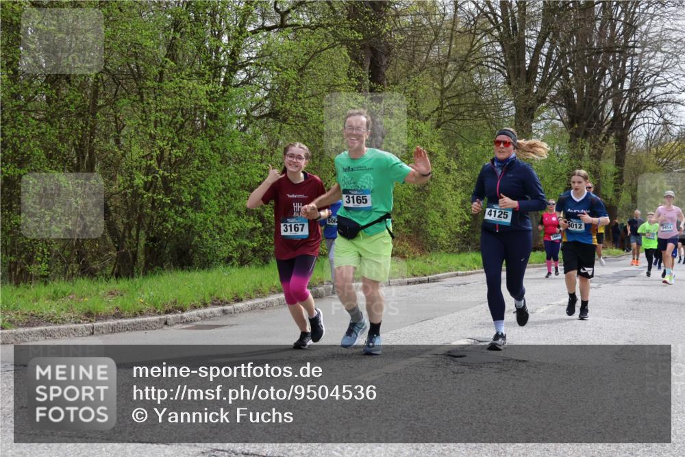 12.04.2026 - 45. Internationalen Wilhelmsburger Insellauf Yannick Fuchs http://msf.ph/oto/9504536 12.04.2026 12:53:29 Laufen 3167, 506, 3165, 4125, 5669, 5012, 3454 meine-sportfotos.de