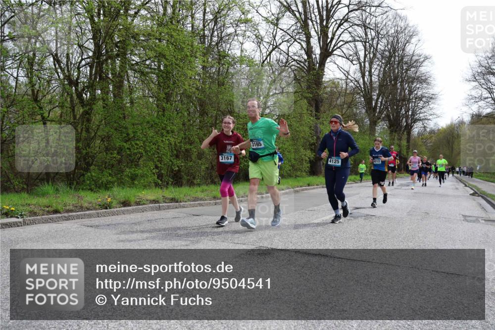 12.04.2026 - 45. Internationalen Wilhelmsburger Insellauf Yannick Fuchs http://msf.ph/oto/9504541 12.04.2026 12:53:29 Laufen 3165, 3167, 4125, 5012 meine-sportfotos.de