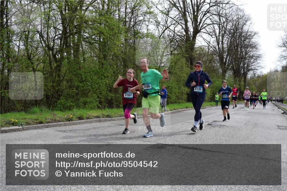 12.04.2026 - 45. Internationalen Wilhelmsburger Insellauf Yannick Fuchs http://msf.ph/oto/9504542 12.04.2026 12:53:30 Laufen 3165, 4125, 3167, 5012 meine-sportfotos.de