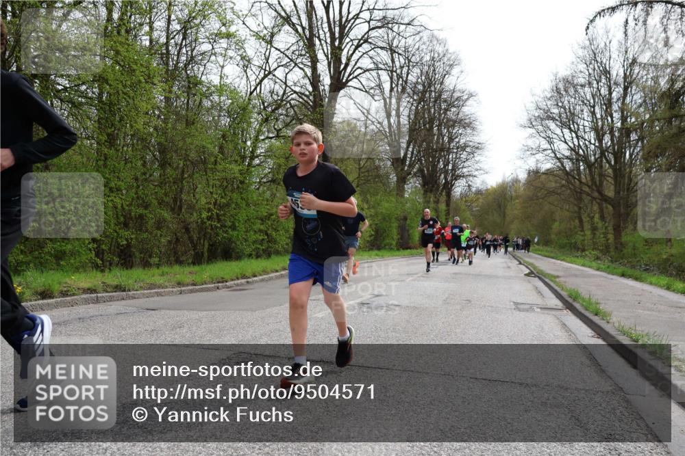 12.04.2026 - 45. Internationalen Wilhelmsburger Insellauf Yannick Fuchs http://msf.ph/oto/9504571 12.04.2026 12:53:37 Laufen  meine-sportfotos.de