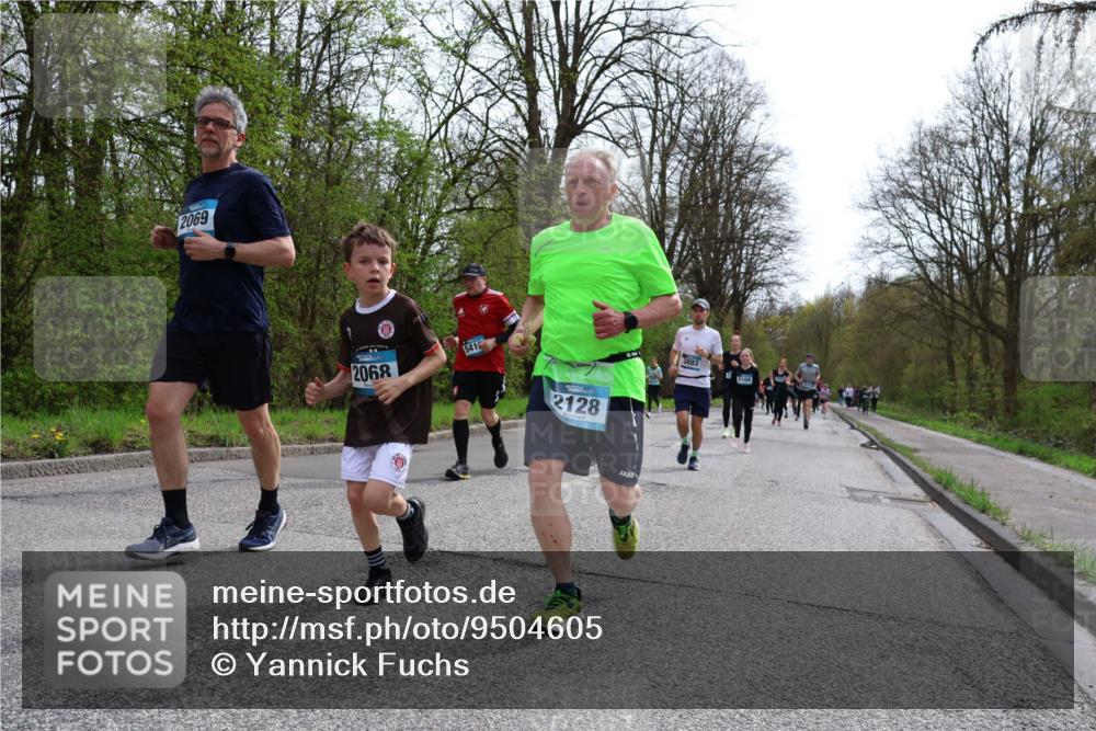 12.04.2026 - 45. Internationalen Wilhelmsburger Insellauf Yannick Fuchs http://msf.ph/oto/9504605 12.04.2026 12:53:43 Laufen 2069, 2068, 541, 2128, 3883, 5104 meine-sportfotos.de