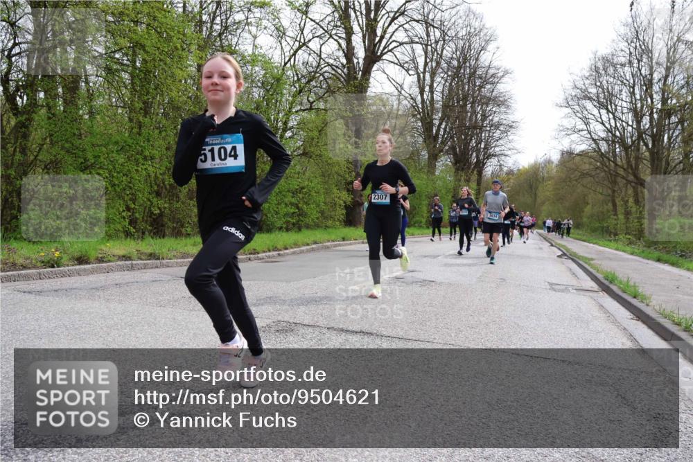 12.04.2026 - 45. Internationalen Wilhelmsburger Insellauf Yannick Fuchs http://msf.ph/oto/9504621 12.04.2026 12:53:46 Laufen 5104, 2307, 3034 meine-sportfotos.de