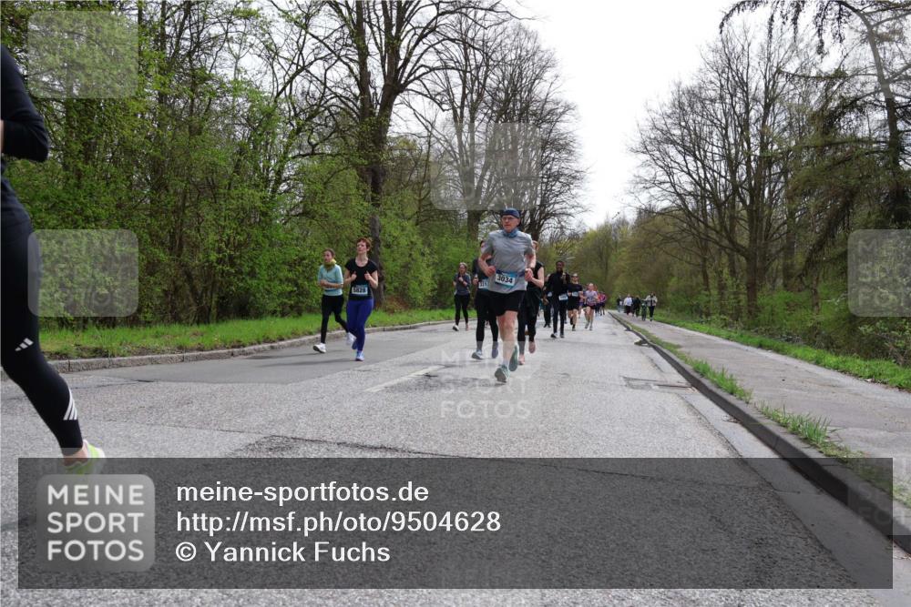 12.04.2026 - 45. Internationalen Wilhelmsburger Insellauf Yannick Fuchs http://msf.ph/oto/9504628 12.04.2026 12:53:47 Laufen 5828, 331, 3034 meine-sportfotos.de