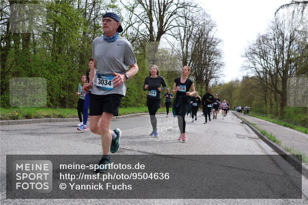 12.04.2026 - 45. Internationalen Wilhelmsburger Insellauf Yannick Fuchs http://msf.ph/oto/9504636 12.04.2026 12:53:49 Laufen 180, 3034, 3314, 318 meine-sportfotos.de