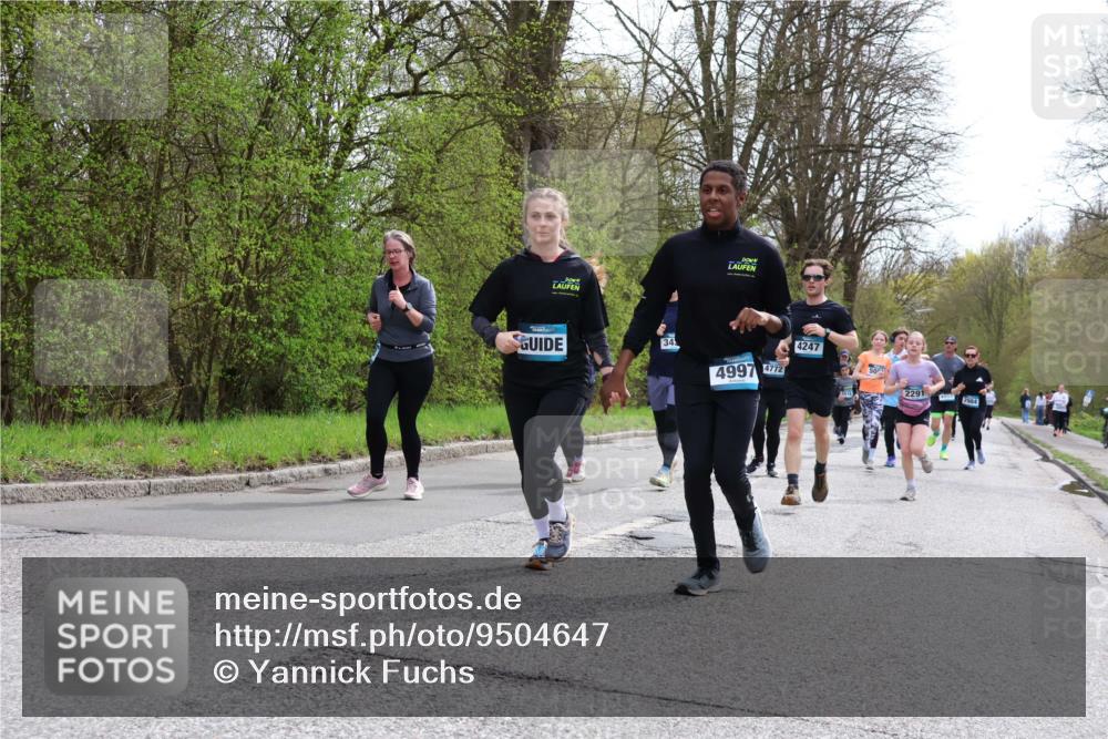 12.04.2026 - 45. Internationalen Wilhelmsburger Insellauf Yannick Fuchs http://msf.ph/oto/9504647 12.04.2026 12:53:51 Laufen 34, 4997, 4772, 4247, 2291 meine-sportfotos.de