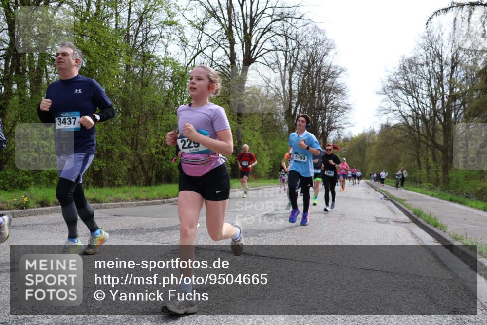12.04.2026 - 45. Internationalen Wilhelmsburger Insellauf Yannick Fuchs http://msf.ph/oto/9504665 12.04.2026 12:53:55 Laufen 3437, 225, 1814, 5150, 2984 meine-sportfotos.de