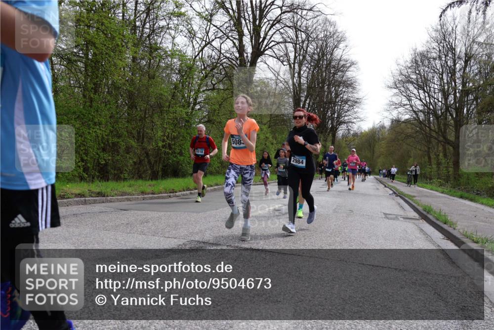 12.04.2026 - 45. Internationalen Wilhelmsburger Insellauf Yannick Fuchs http://msf.ph/oto/9504673 12.04.2026 12:53:56 Laufen 5518, 508, 510, 2984 meine-sportfotos.de