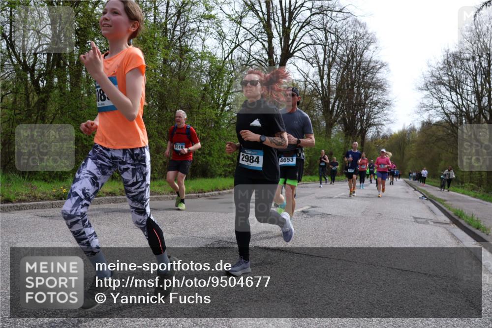 12.04.2026 - 45. Internationalen Wilhelmsburger Insellauf Yannick Fuchs http://msf.ph/oto/9504677 12.04.2026 12:53:57 Laufen 18, 5518, 2984, 4653, 124 meine-sportfotos.de