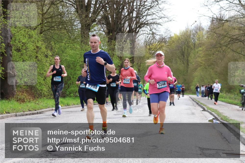 12.04.2026 - 45. Internationalen Wilhelmsburger Insellauf Yannick Fuchs http://msf.ph/oto/9504681 12.04.2026 12:53:58 Laufen 4702, 4827, 3305, 2798, 5724, 5248, 3134 meine-sportfotos.de