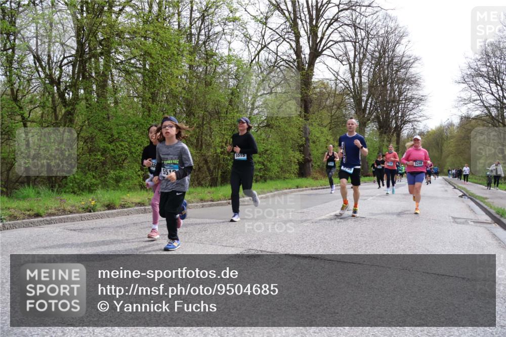12.04.2026 - 45. Internationalen Wilhelmsburger Insellauf Yannick Fuchs http://msf.ph/oto/9504685 12.04.2026 12:53:59 Laufen 551, 5515, 4702, 2798, 5724, 5248 meine-sportfotos.de