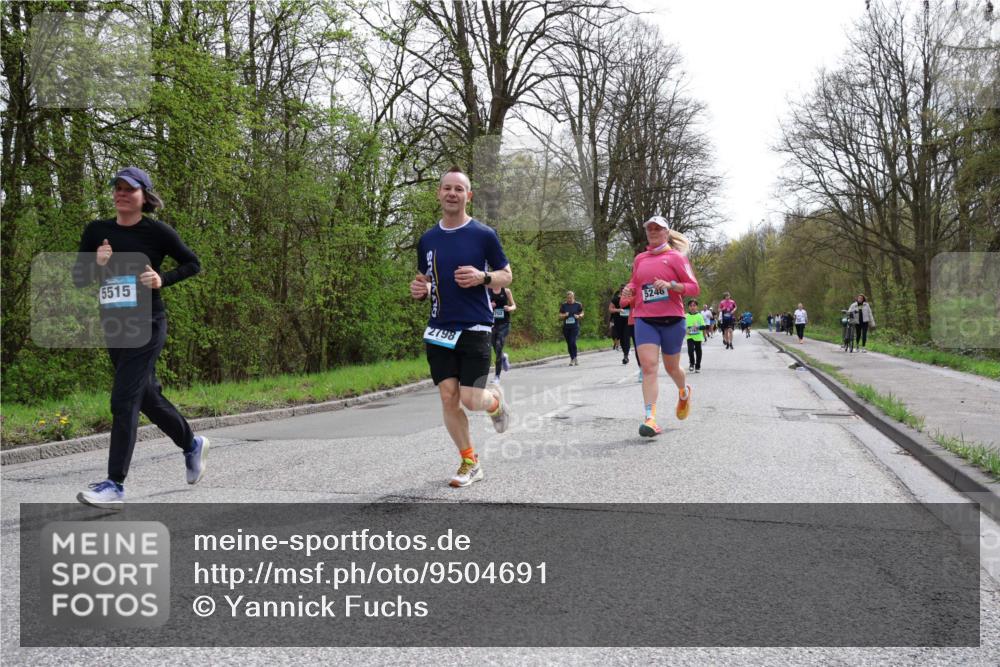 12.04.2026 - 45. Internationalen Wilhelmsburger Insellauf Yannick Fuchs http://msf.ph/oto/9504691 12.04.2026 12:53:59 Laufen 5515, 2798, 5246 meine-sportfotos.de