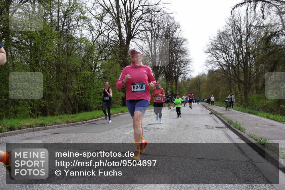 12.04.2026 - 45. Internationalen Wilhelmsburger Insellauf Yannick Fuchs http://msf.ph/oto/9504697 12.04.2026 12:54:00 Laufen 4702, 5248, 5724 meine-sportfotos.de