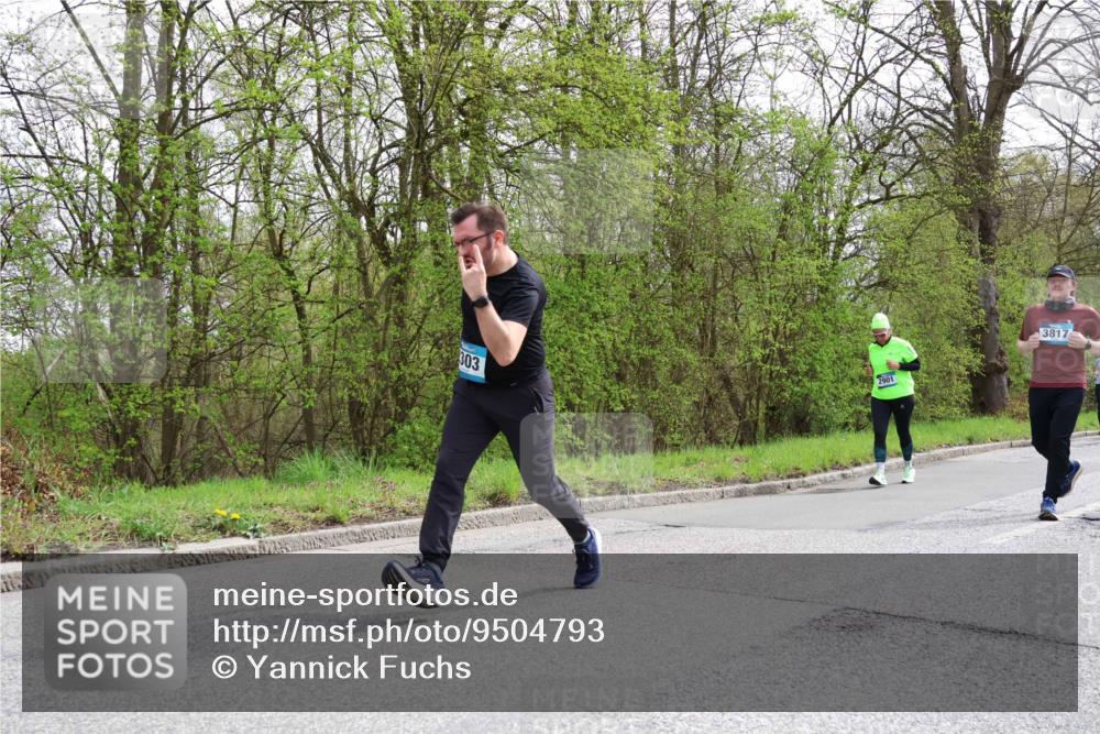 12.04.2026 - 45. Internationalen Wilhelmsburger Insellauf Yannick Fuchs http://msf.ph/oto/9504793 12.04.2026 12:54:20 Laufen 303, 2901, 3817 meine-sportfotos.de