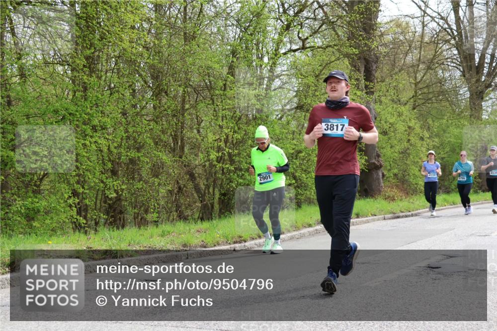 12.04.2026 - 45. Internationalen Wilhelmsburger Insellauf Yannick Fuchs http://msf.ph/oto/9504796 12.04.2026 12:54:20 Laufen 2901, 3817, 4538, 4537, 5799 meine-sportfotos.de