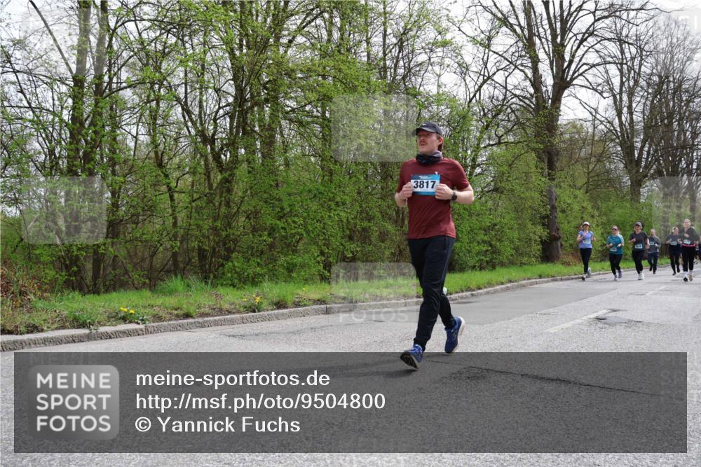 12.04.2026 - 45. Internationalen Wilhelmsburger Insellauf Yannick Fuchs http://msf.ph/oto/9504800 12.04.2026 12:54:21 Laufen 3817 meine-sportfotos.de