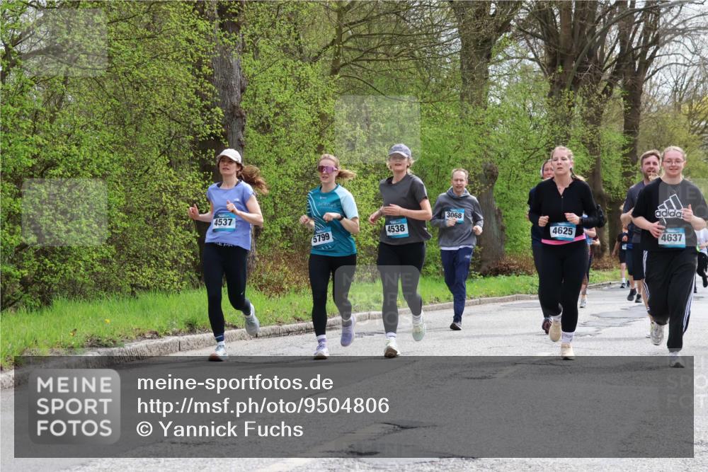 12.04.2026 - 45. Internationalen Wilhelmsburger Insellauf Yannick Fuchs http://msf.ph/oto/9504806 12.04.2026 12:54:22 Laufen 4537, 5799, 4538, 3068, 4625, 4637 meine-sportfotos.de