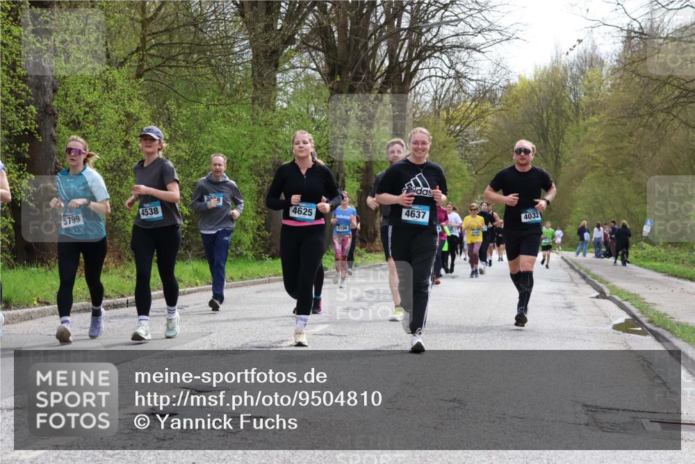 12.04.2026 - 45. Internationalen Wilhelmsburger Insellauf Yannick Fuchs http://msf.ph/oto/9504810 12.04.2026 12:54:23 Laufen 3, 4538, 4625, 5799, 5106, 4637, 4032 meine-sportfotos.de