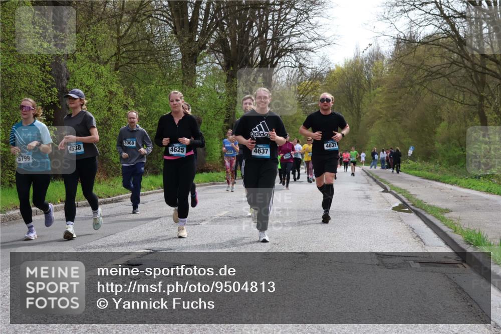 12.04.2026 - 45. Internationalen Wilhelmsburger Insellauf Yannick Fuchs http://msf.ph/oto/9504813 12.04.2026 12:54:24 Laufen 4538, 3068, 5799, 4625, 5106, 4637, 4032 meine-sportfotos.de