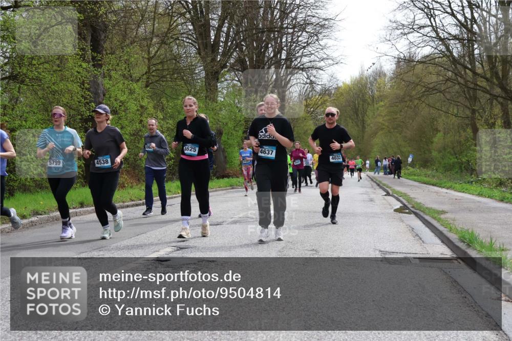 12.04.2026 - 45. Internationalen Wilhelmsburger Insellauf Yannick Fuchs http://msf.ph/oto/9504814 12.04.2026 12:54:24 Laufen 306, 4625, 5799, 4538, 4637, 6944, 4032 meine-sportfotos.de