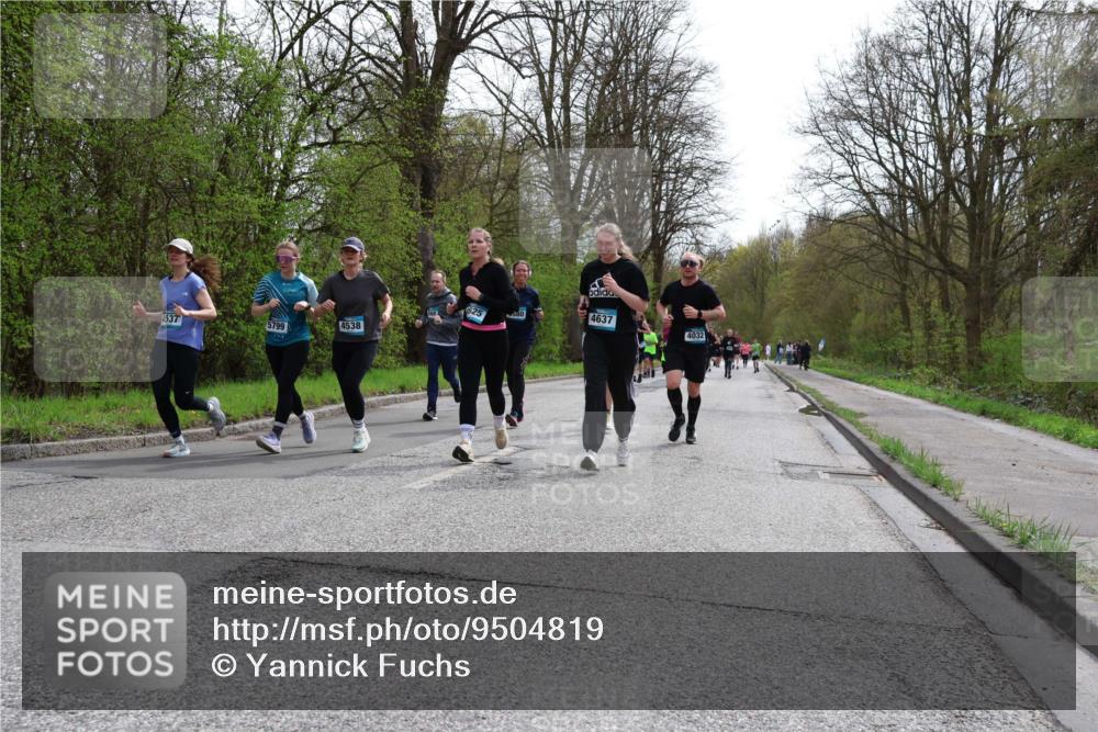12.04.2026 - 45. Internationalen Wilhelmsburger Insellauf Yannick Fuchs http://msf.ph/oto/9504819 12.04.2026 12:54:25 Laufen 4537, 5799, 4538, 625, 580, 4637, 4032 meine-sportfotos.de