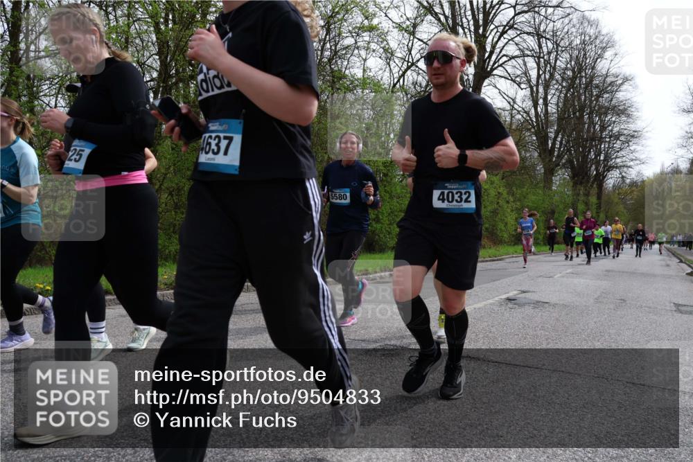 12.04.2026 - 45. Internationalen Wilhelmsburger Insellauf Yannick Fuchs http://msf.ph/oto/9504833 12.04.2026 12:54:27 Laufen 25, 637, 5580, 4032 meine-sportfotos.de