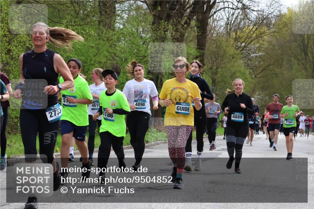 12.04.2026 - 45. Internationalen Wilhelmsburger Insellauf Yannick Fuchs http://msf.ph/oto/9504852 12.04.2026 12:54:31 Laufen 2733, 51, 202, 4610, 5186, 4890, 5295, 4889, 2964, 3164 meine-sportfotos.de