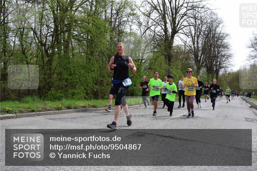 12.04.2026 - 45. Internationalen Wilhelmsburger Insellauf Yannick Fuchs http://msf.ph/oto/9504867 12.04.2026 12:54:33 Laufen 2733, 4888, 4889, 15852, 518, 5186 meine-sportfotos.de