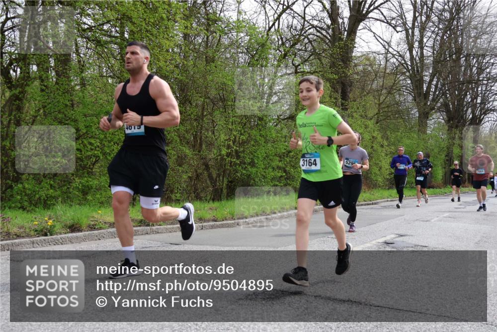 12.04.2026 - 45. Internationalen Wilhelmsburger Insellauf Yannick Fuchs http://msf.ph/oto/9504895 12.04.2026 12:54:39 Laufen 4015, 3164, 5295, 414, 2139 meine-sportfotos.de