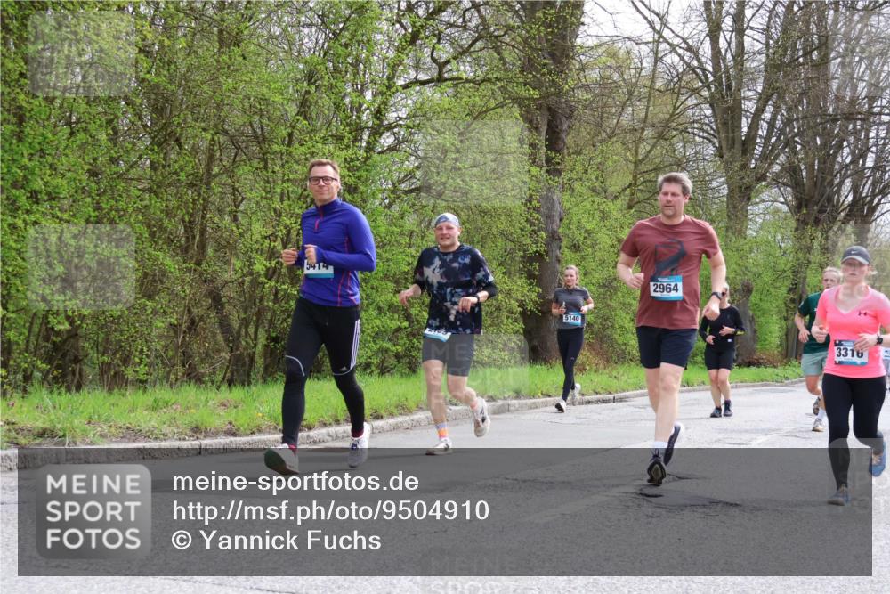 12.04.2026 - 45. Internationalen Wilhelmsburger Insellauf Yannick Fuchs http://msf.ph/oto/9504910 12.04.2026 12:54:42 Laufen 5414, 5140, 2964, 3316 meine-sportfotos.de