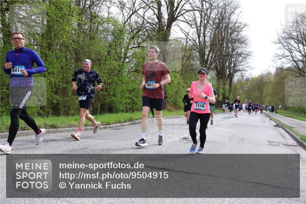 12.04.2026 - 45. Internationalen Wilhelmsburger Insellauf Yannick Fuchs http://msf.ph/oto/9504915 12.04.2026 12:54:43 Laufen 5414, 2139, 296, 3316 meine-sportfotos.de