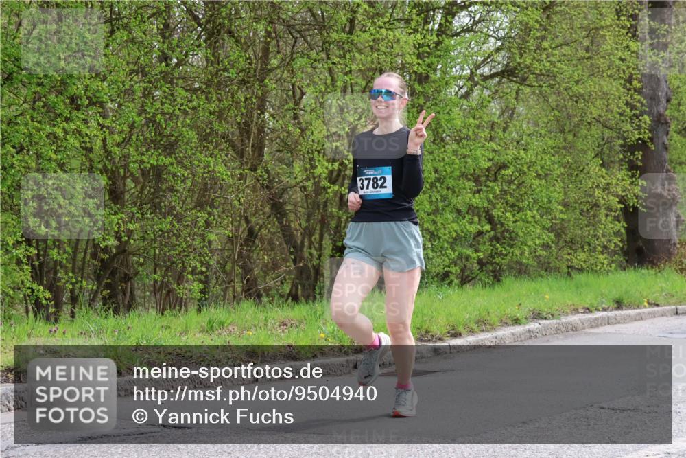12.04.2026 - 45. Internationalen Wilhelmsburger Insellauf Yannick Fuchs http://msf.ph/oto/9504940 12.04.2026 12:54:51 Laufen 3782 meine-sportfotos.de