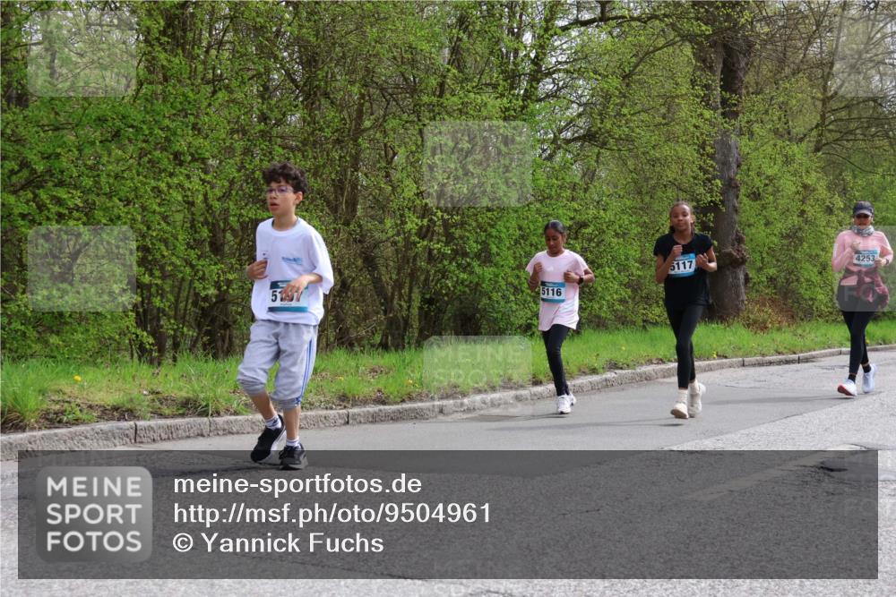 12.04.2026 - 45. Internationalen Wilhelmsburger Insellauf Yannick Fuchs http://msf.ph/oto/9504961 12.04.2026 12:54:55 Laufen 5116, 5117, 4253 meine-sportfotos.de