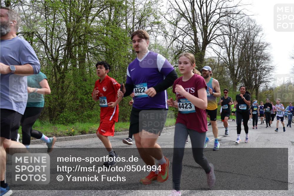12.04.2026 - 45. Internationalen Wilhelmsburger Insellauf Yannick Fuchs http://msf.ph/oto/9504994 12.04.2026 12:55:04 Laufen 068, 4422, 4423, 2008, 4507, 2278 meine-sportfotos.de