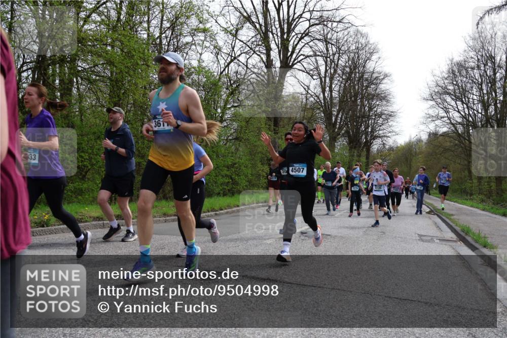 12.04.2026 - 45. Internationalen Wilhelmsburger Insellauf Yannick Fuchs http://msf.ph/oto/9504998 12.04.2026 12:55:05 Laufen 33, 361, 518, 20, 4507, 17, 5135, 2278, 6485 meine-sportfotos.de