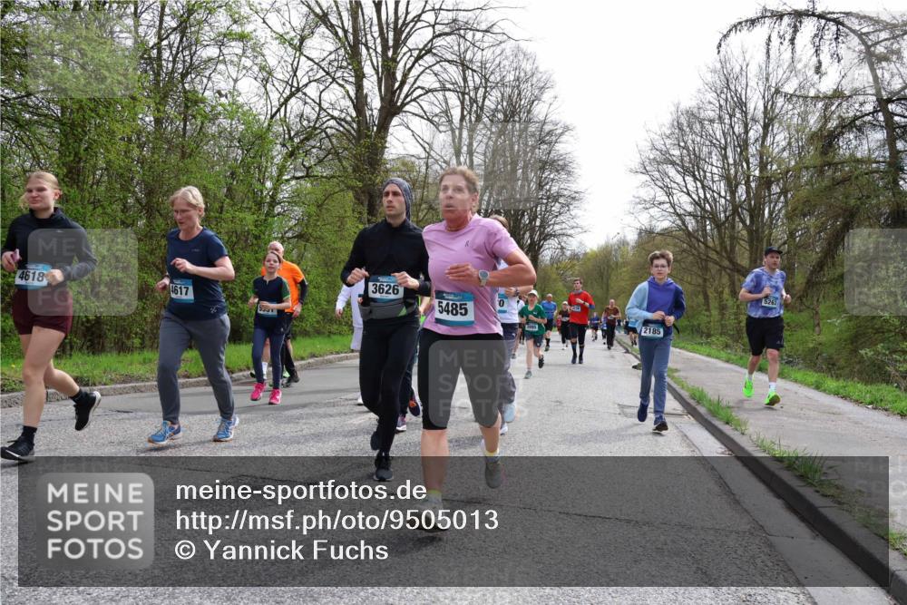 12.04.2026 - 45. Internationalen Wilhelmsburger Insellauf Yannick Fuchs http://msf.ph/oto/9505013 12.04.2026 12:55:08 Laufen 4618, 4617, 5551, 3626, 0, 5485, 2185, 5263 meine-sportfotos.de