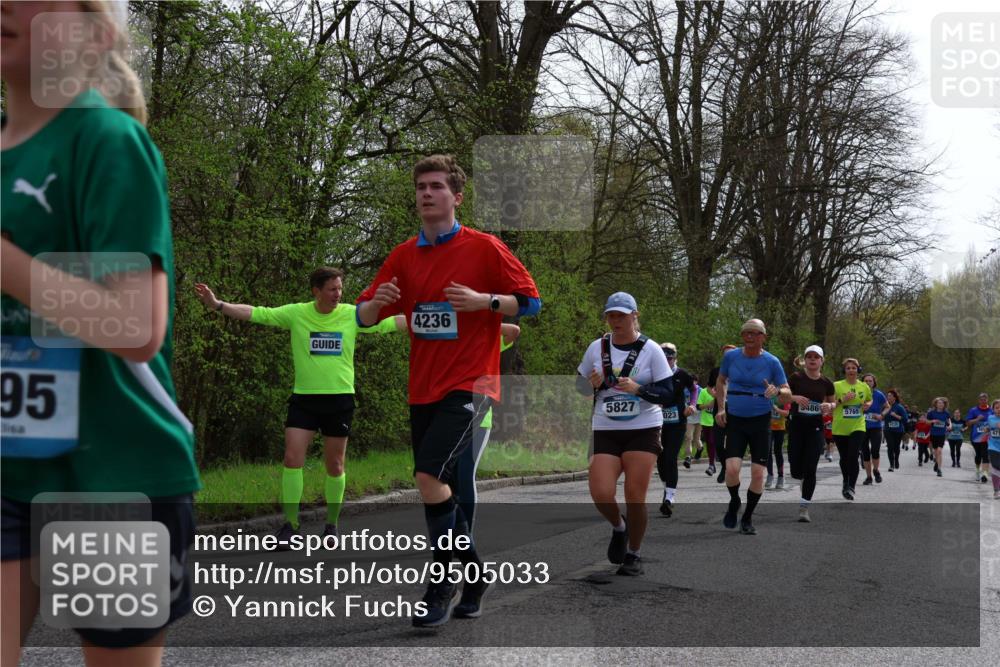 12.04.2026 - 45. Internationalen Wilhelmsburger Insellauf Yannick Fuchs http://msf.ph/oto/9505033 12.04.2026 12:55:12 Laufen 95, 4236, 5827, 9486, 5765, 023, 1235 meine-sportfotos.de