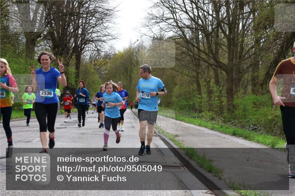 12.04.2026 - 45. Internationalen Wilhelmsburger Insellauf Yannick Fuchs http://msf.ph/oto/9505049 12.04.2026 12:55:16 Laufen 58, 5175, 2536, 5061, 4235, 47, 3170 meine-sportfotos.de