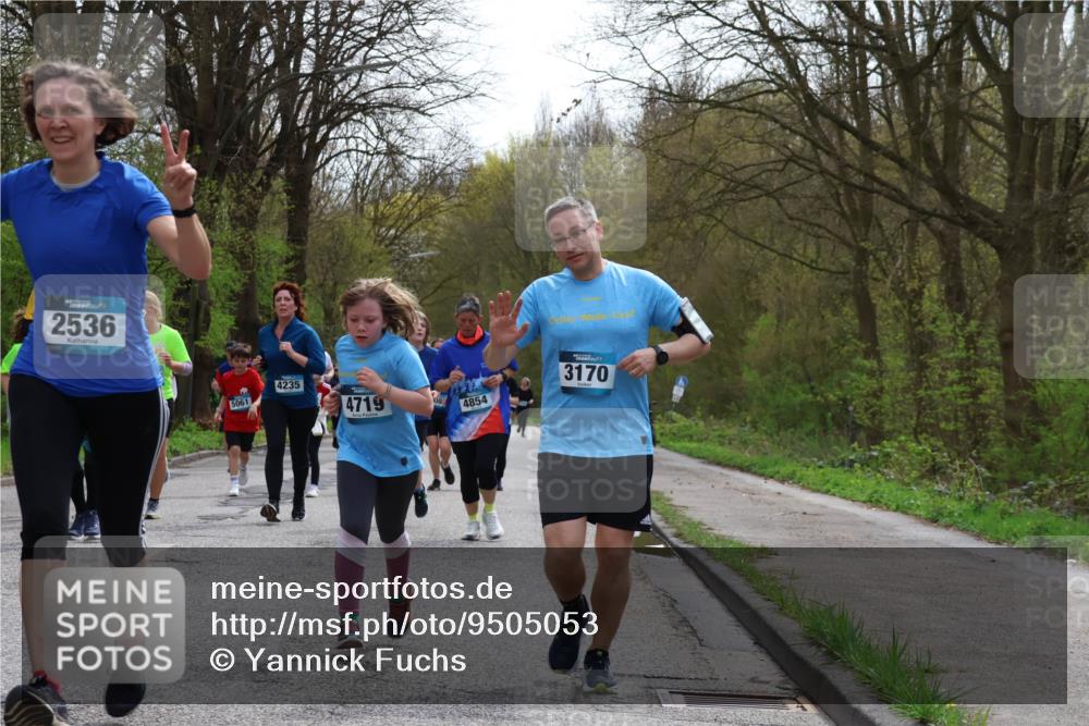 12.04.2026 - 45. Internationalen Wilhelmsburger Insellauf Yannick Fuchs http://msf.ph/oto/9505053 12.04.2026 12:55:17 Laufen 2536, 4235, 5061, 4719, 08, 4854, 3170 meine-sportfotos.de