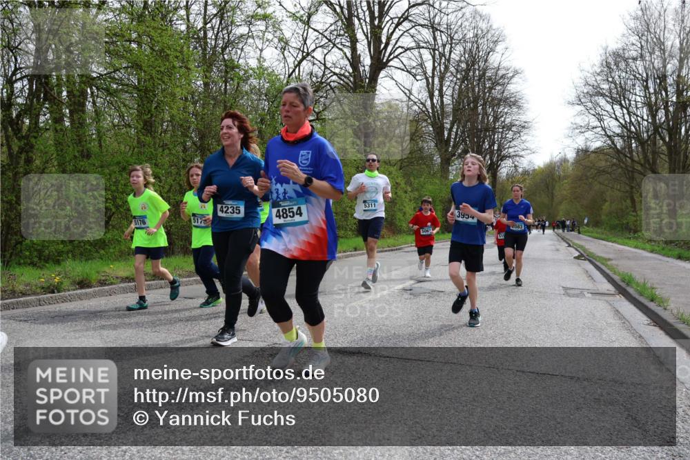 12.04.2026 - 45. Internationalen Wilhelmsburger Insellauf Yannick Fuchs http://msf.ph/oto/9505080 12.04.2026 12:55:22 Laufen 5311, 4235, 4854, 3954, 5176, 517, 510, 2083 meine-sportfotos.de