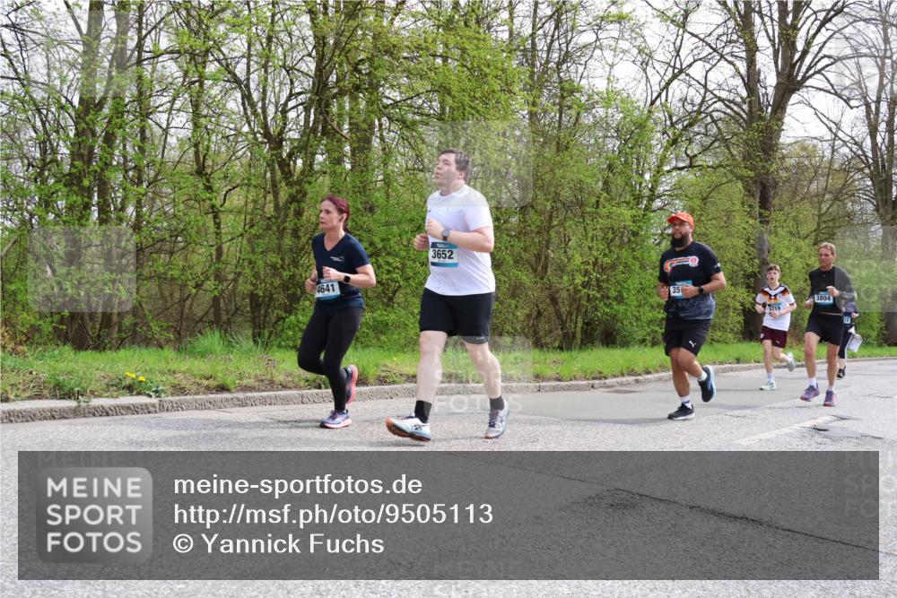 12.04.2026 - 45. Internationalen Wilhelmsburger Insellauf Yannick Fuchs http://msf.ph/oto/9505113 12.04.2026 12:55:29 Laufen 4641, 3652, 35, 3804, 5719 meine-sportfotos.de
