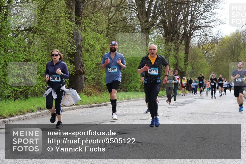 12.04.2026 - 45. Internationalen Wilhelmsburger Insellauf Yannick Fuchs http://msf.ph/oto/9505122 12.04.2026 12:55:31 Laufen 3862, 4114, 3618, 5658, 2335 meine-sportfotos.de