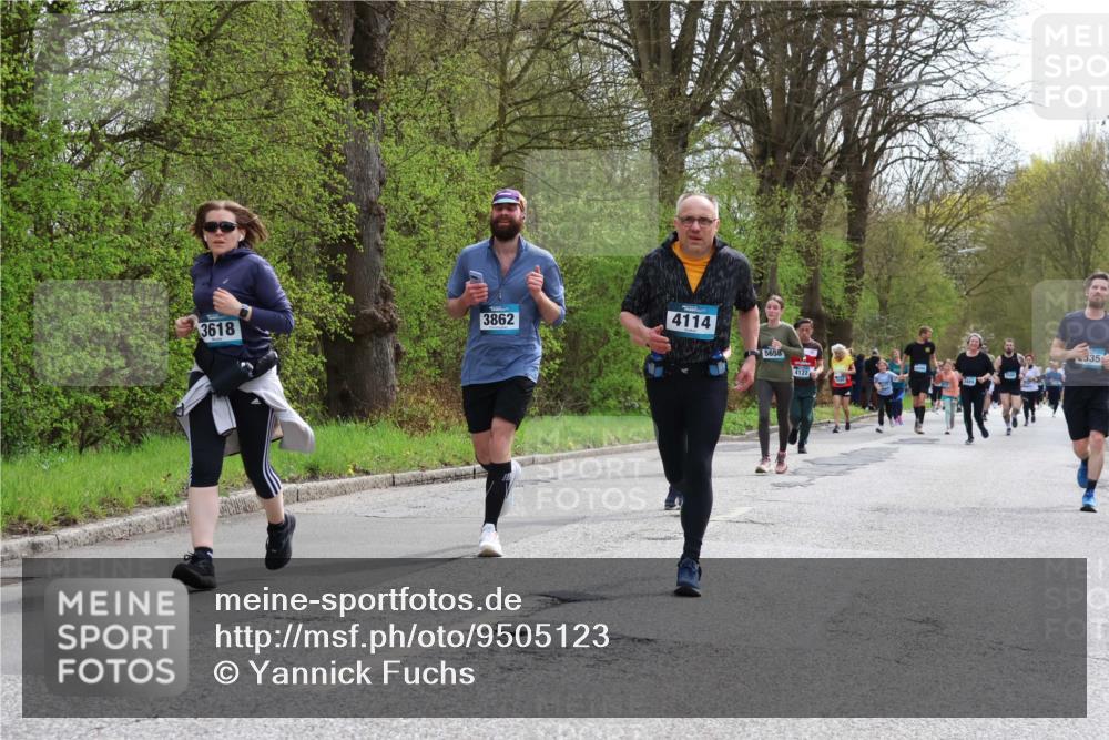 12.04.2026 - 45. Internationalen Wilhelmsburger Insellauf Yannick Fuchs http://msf.ph/oto/9505123 12.04.2026 12:55:31 Laufen 3862, 4114, 3618, 5658, 335, 4122 meine-sportfotos.de