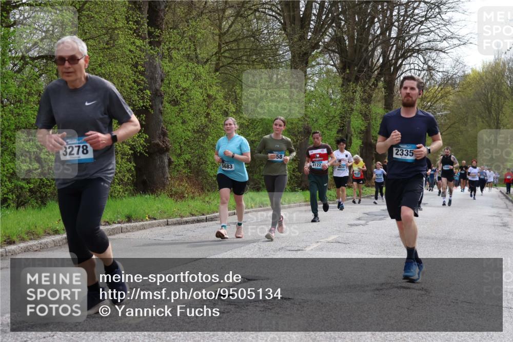12.04.2026 - 45. Internationalen Wilhelmsburger Insellauf Yannick Fuchs http://msf.ph/oto/9505134 12.04.2026 12:55:34 Laufen 3278, 5683, 58, 3, 4122, 4650, 2335 meine-sportfotos.de